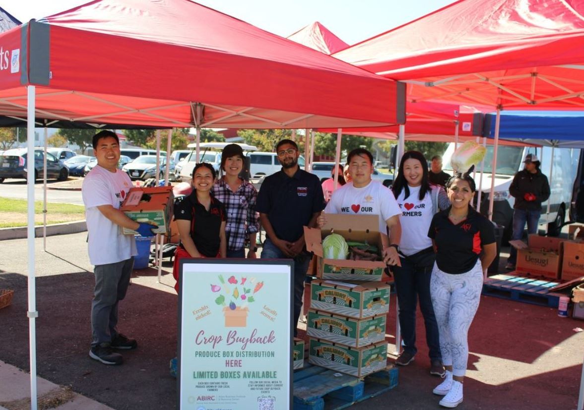 Student Cupboard food distribution