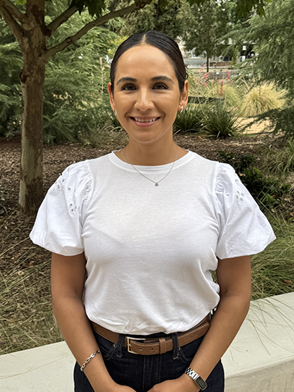 Claudia Ceja Headshot