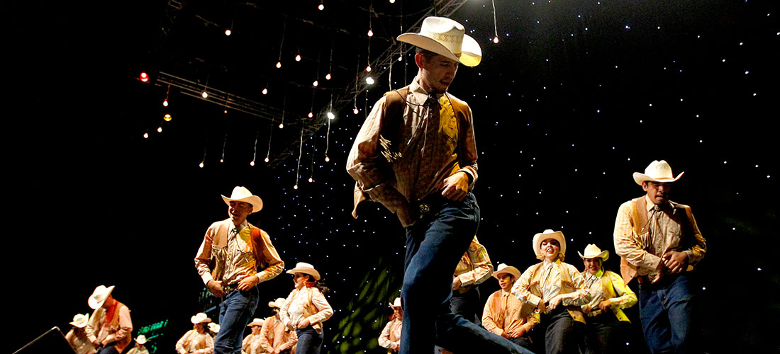 Hispanic Western Dancers